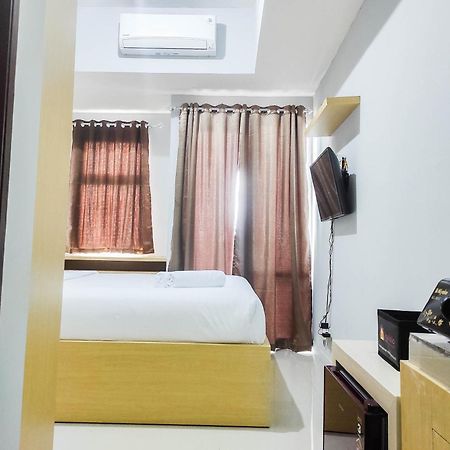 Comfy And Minimalist Studio At Vida View Apartment By Travelio Pampang Екстериор снимка